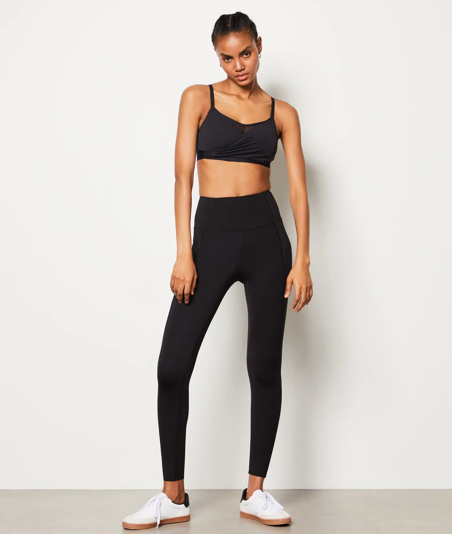 Etam Adjustable Sports Bra - Multi Support BLACK Best Sale