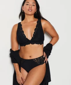 Etam Bra No. 8 - The Wireless Triangle Bra BLACK Store
