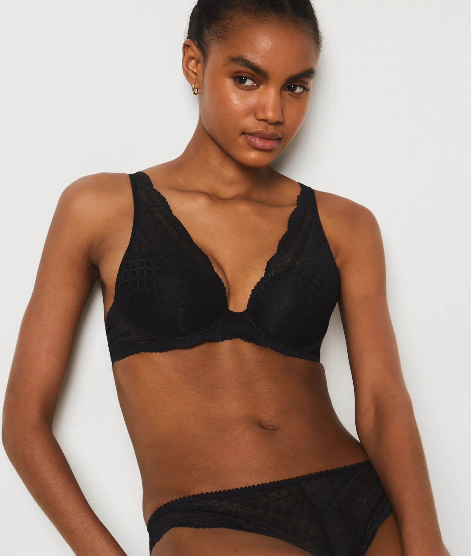 Etam Bra No. 3 - The Wrap Push-Up Bra NOIR Shop