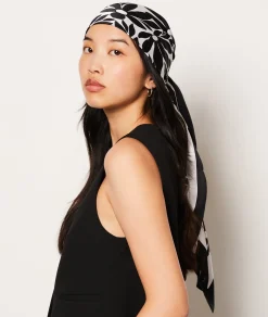 Etam Floral Scarf IMPFDBLACK Best Sale