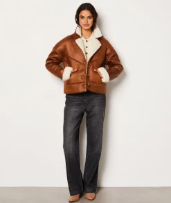 Etam Manteau court avec de la fausse fourrure CHOCOLAT New