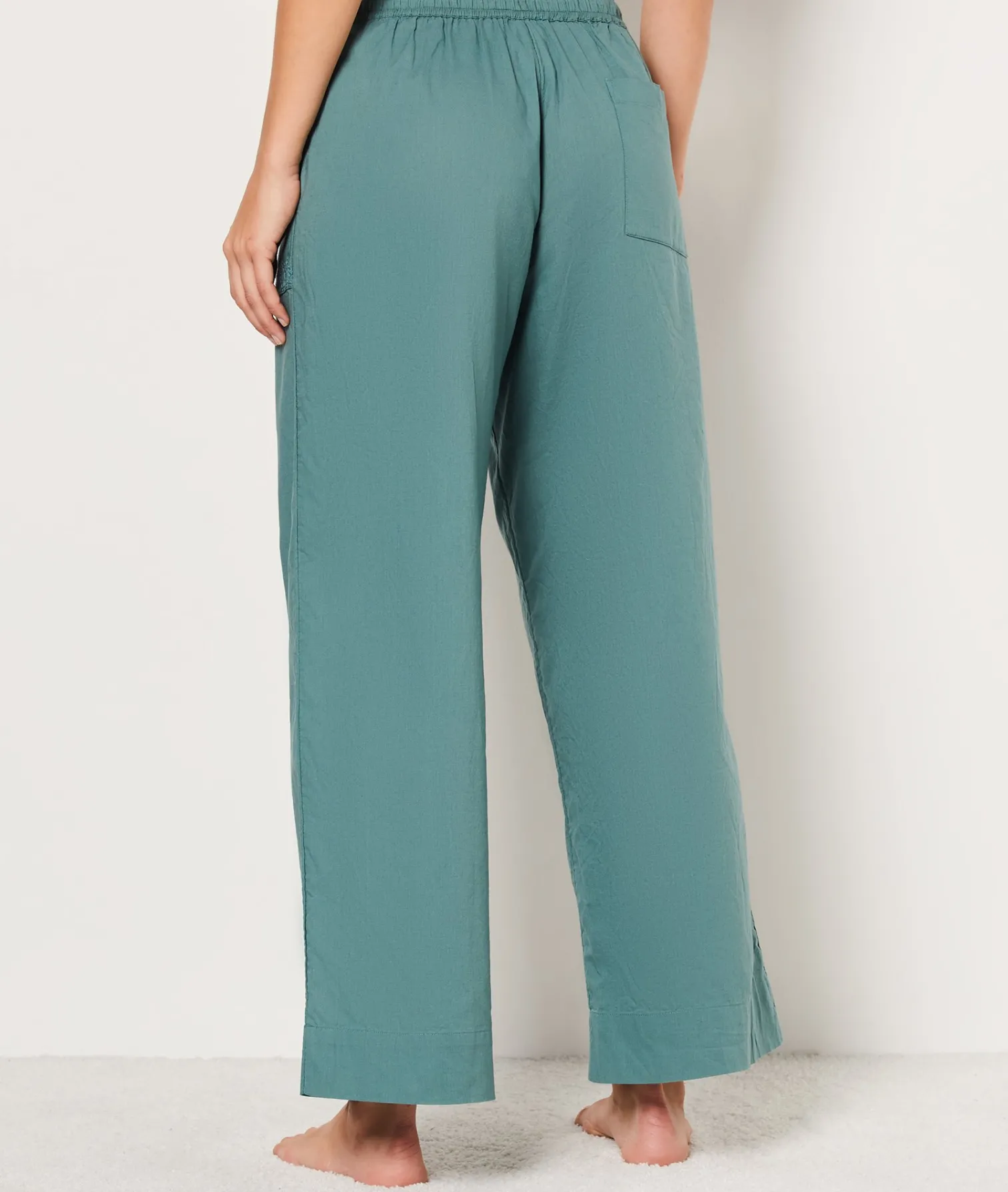 Etam Pantalon de pyjama avec broderies 7/8ème VERT Flash Sale