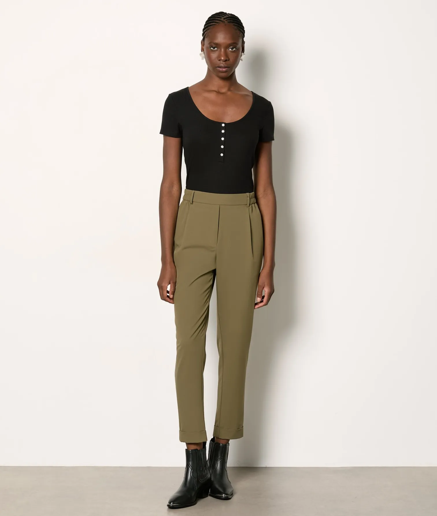 Etam Trousers with a cigarette cut KHAKI Store